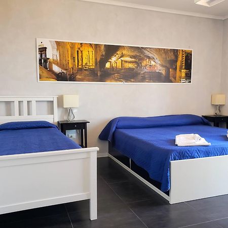 Rooms Gli Arcangeli - Affitti Brevi Italia Монте-Сант'Анджело Экстерьер фото