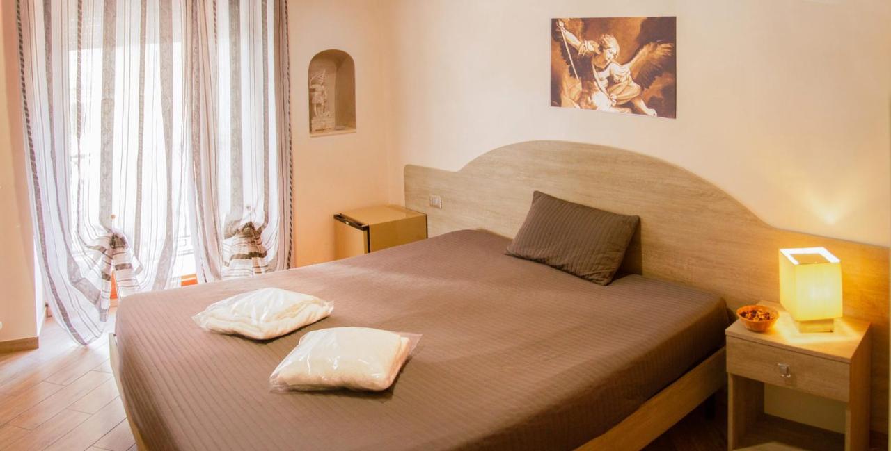 Rooms Gli Arcangeli - Affitti Brevi Italia Монте-Сант'Анджело Экстерьер фото