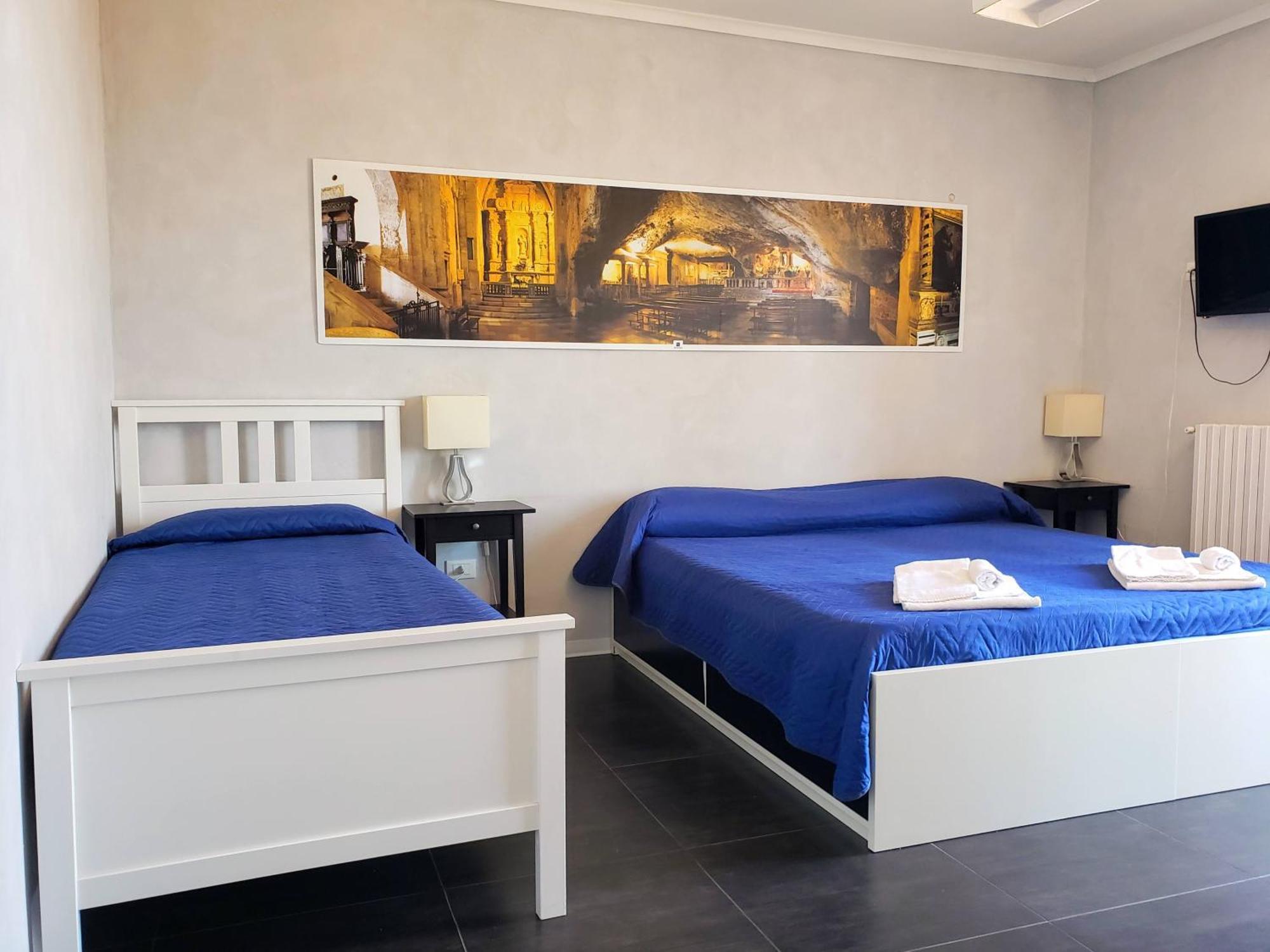 Rooms Gli Arcangeli - Affitti Brevi Italia Монте-Сант'Анджело Экстерьер фото